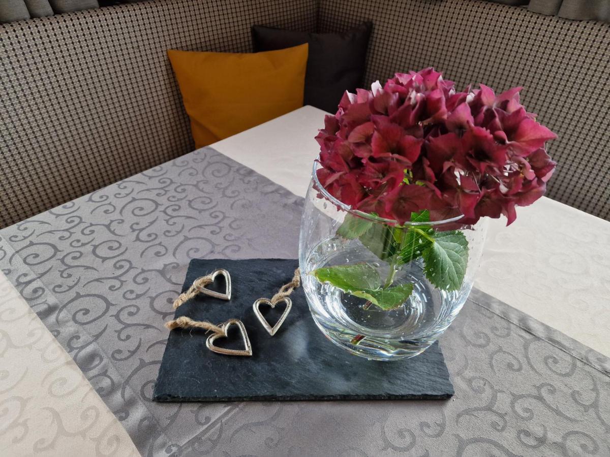 Hotel Romantica Jerzens Eksteriør billede
