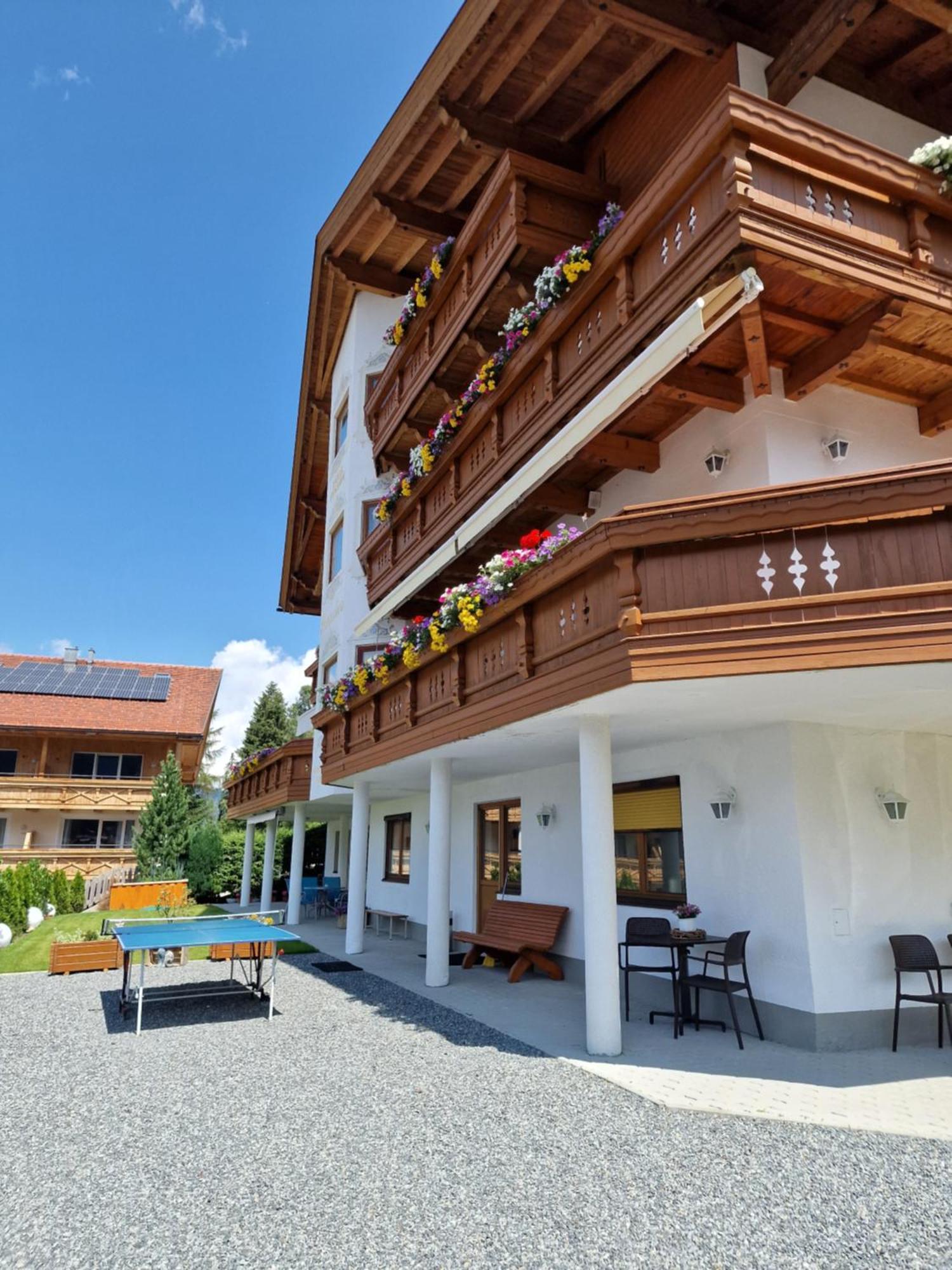 Hotel Romantica Jerzens Eksteriør billede